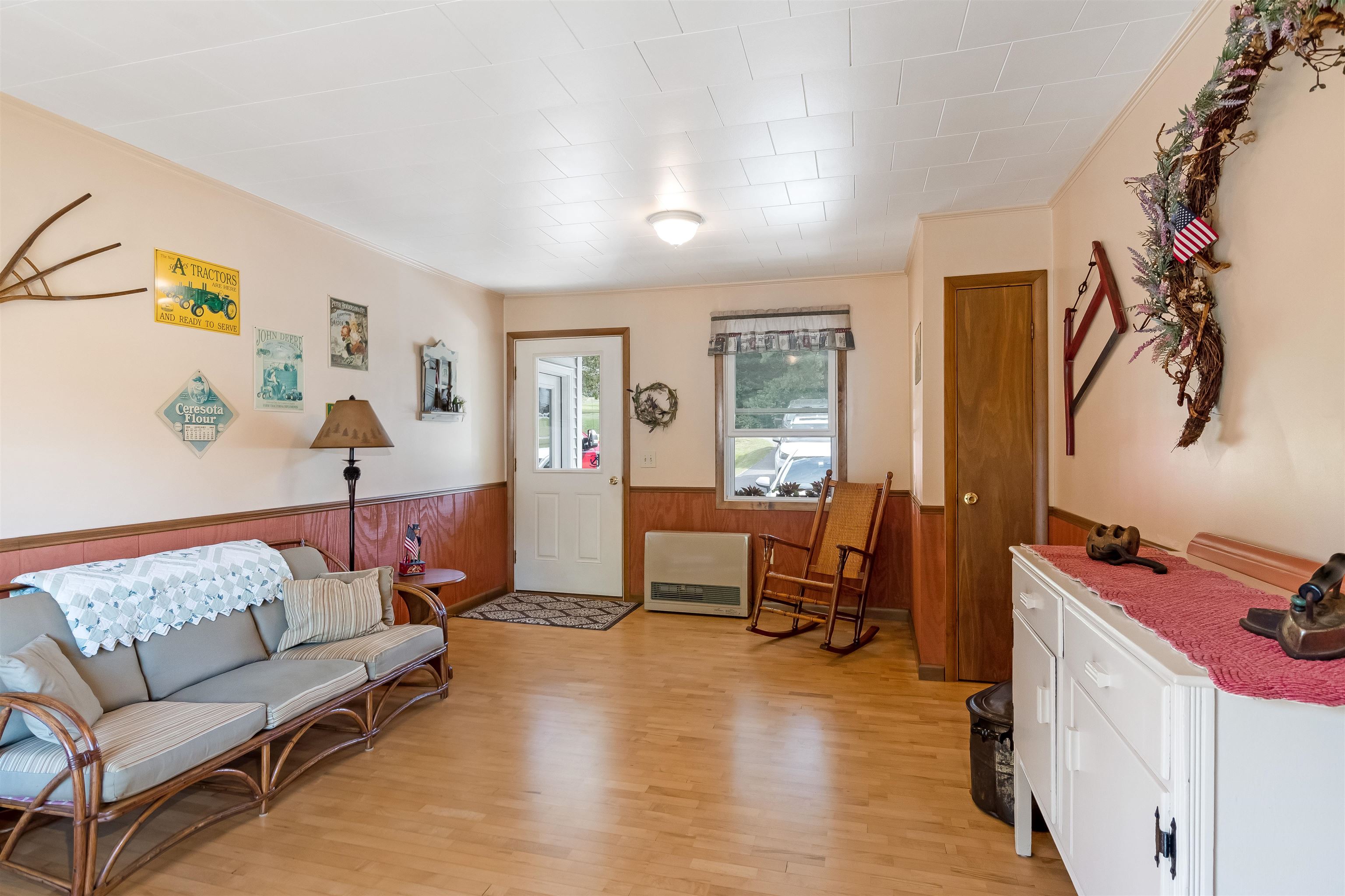 104 Snowcrest Road Fairfax, VT 05454 - Photo 6 of 37 Gallery Image 6