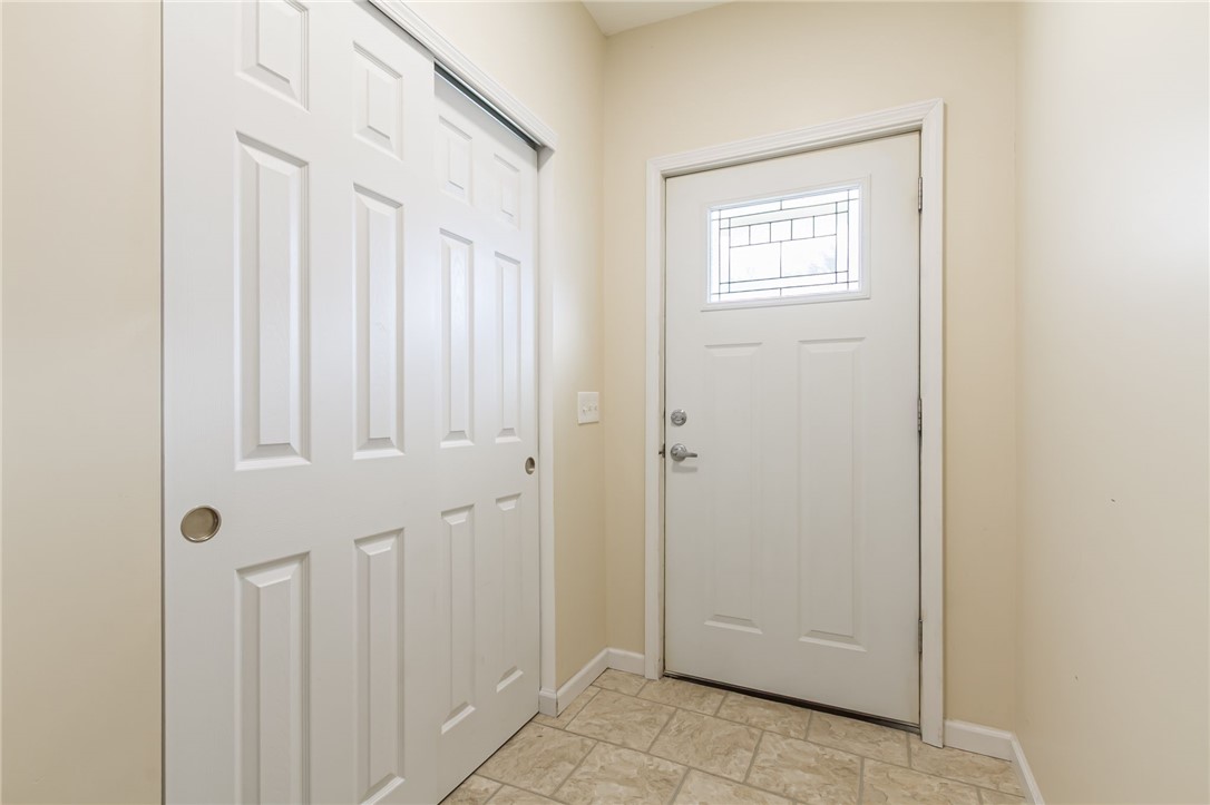 210 Henrietta Street Rochester, NY 14620 - Photo 4 of 30