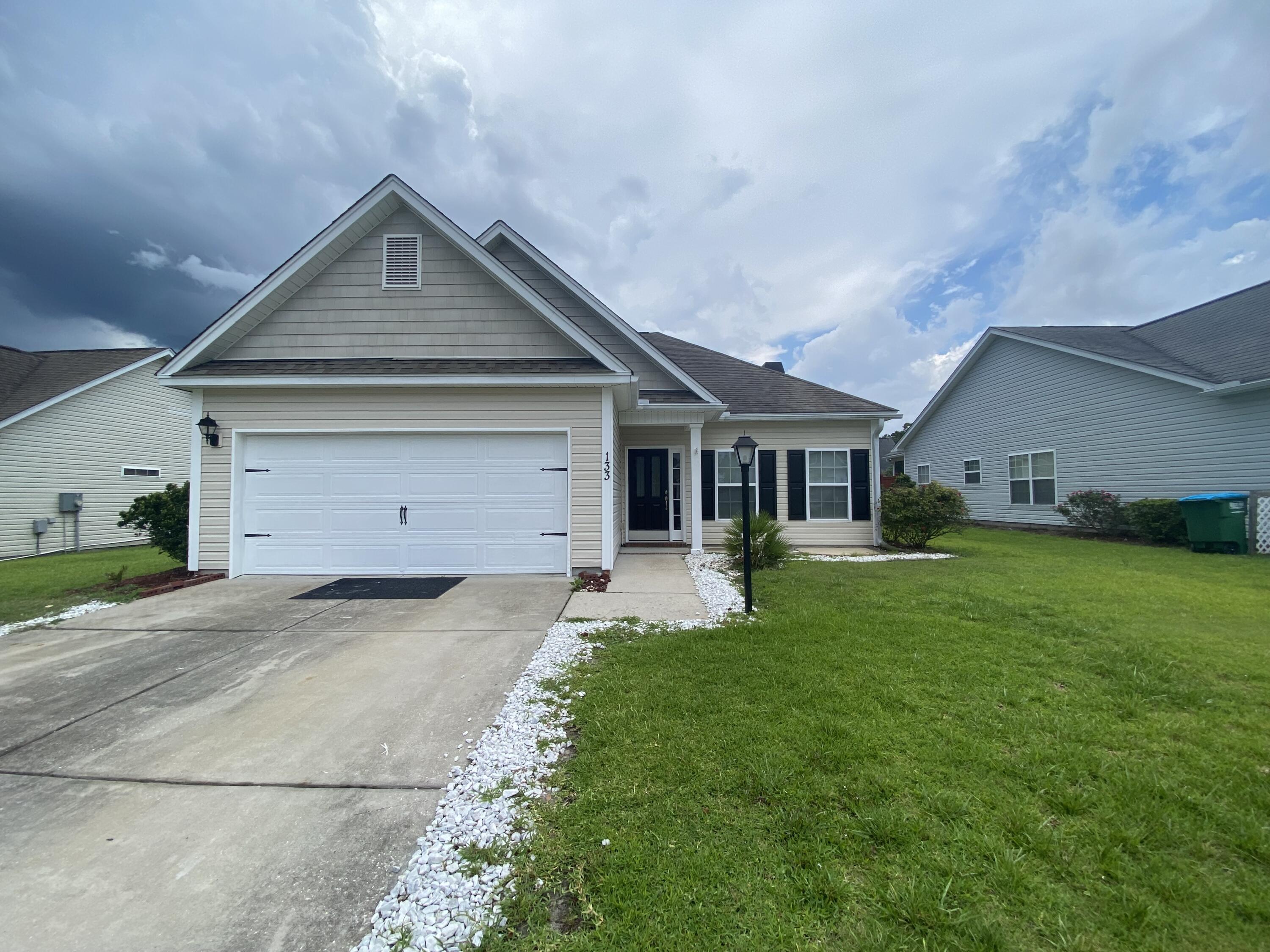 133 Cableswynd Way Summerville, SC 29485 - Photo 1 of 14 133.1