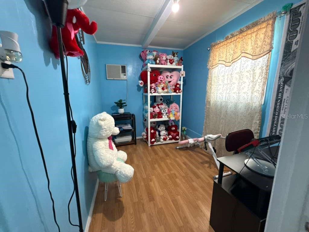 7917 Rideout Road Tampa, FL 33619 - Photo 21 of 51