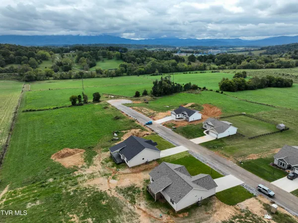 $459,900 | 185 Red Tail Ridge, Greeneville, TN 37743