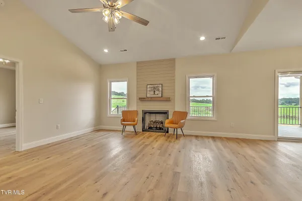 $459,900 | 185 Red Tail Ridge, Greeneville, TN 37743