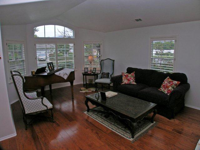 5001 Oak Ridge Road Santa Barbara, CA 93111 - Photo 8 of 24 Living Room