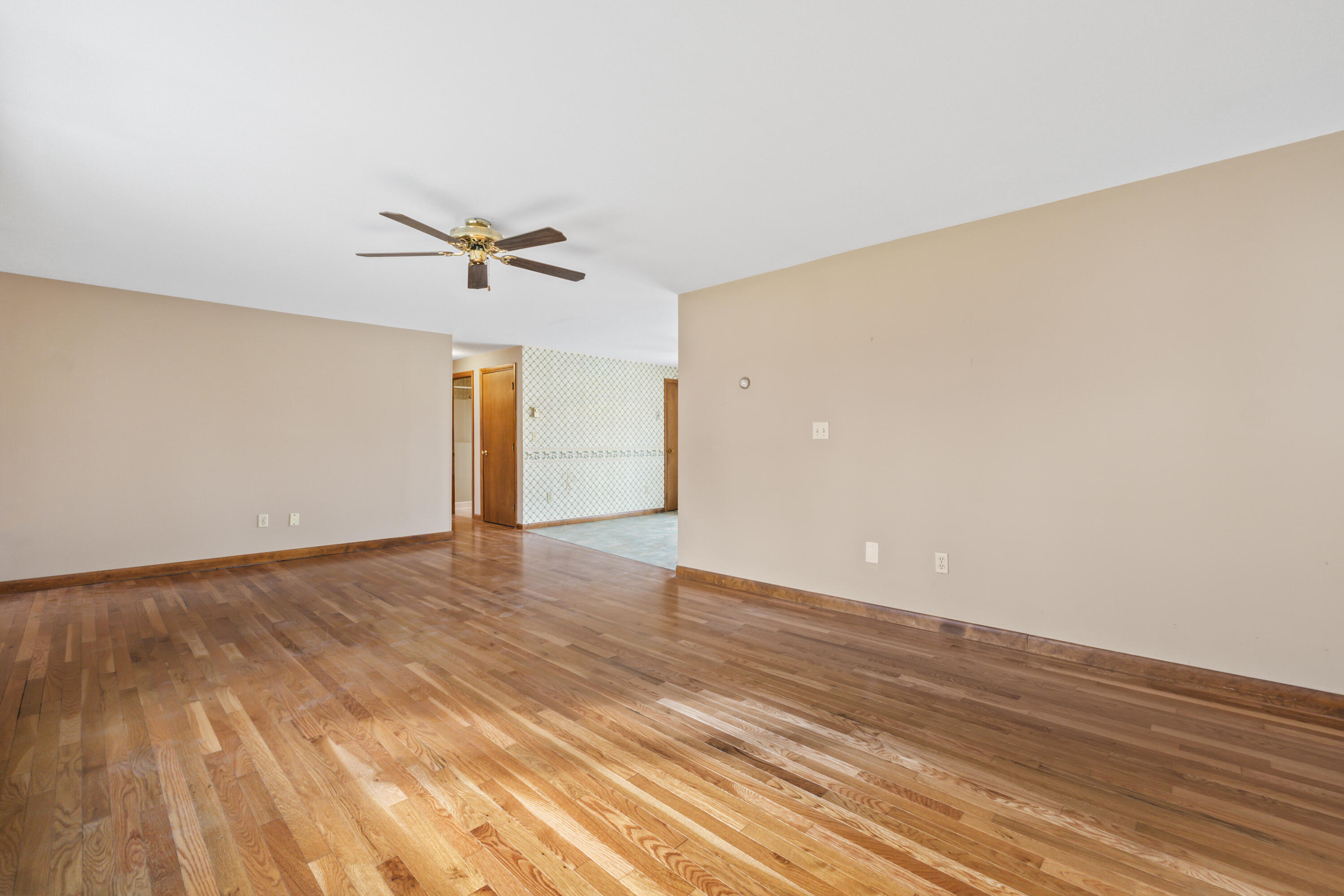 286 Hanscom Road Eliot, ME 03903 - Photo 6 of 71 286 Hanscom Rd_109