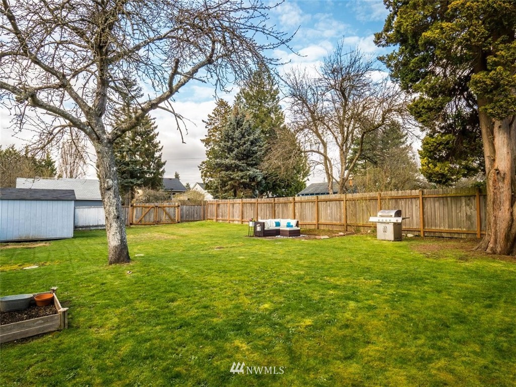 700 North 98th Street Seattle, WA 98103 - Photo 23 of 29 Gallery Image 23