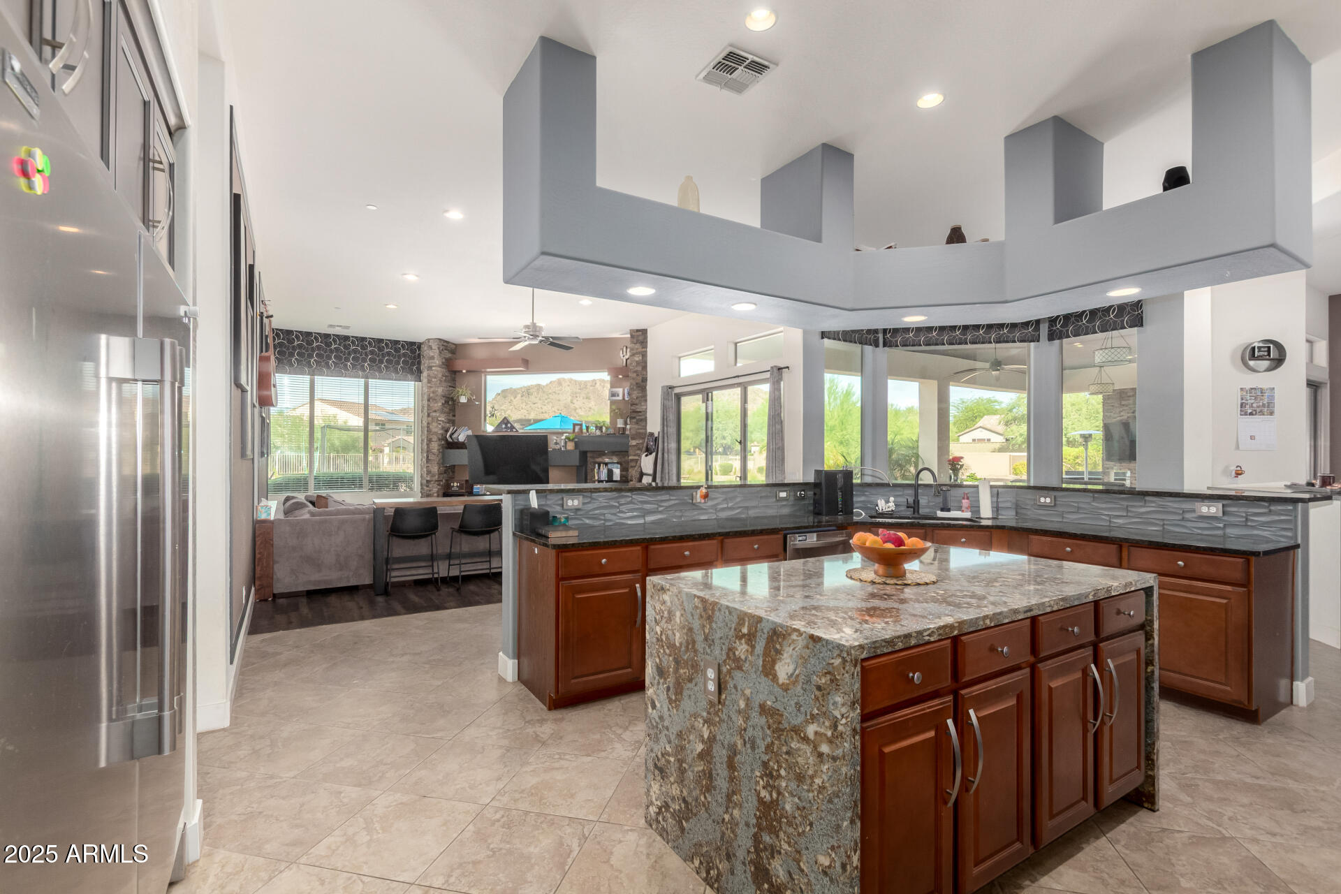 9156 West Bajada Road Peoria, AZ 85383 - Photo 19 of 88 24 Bajada