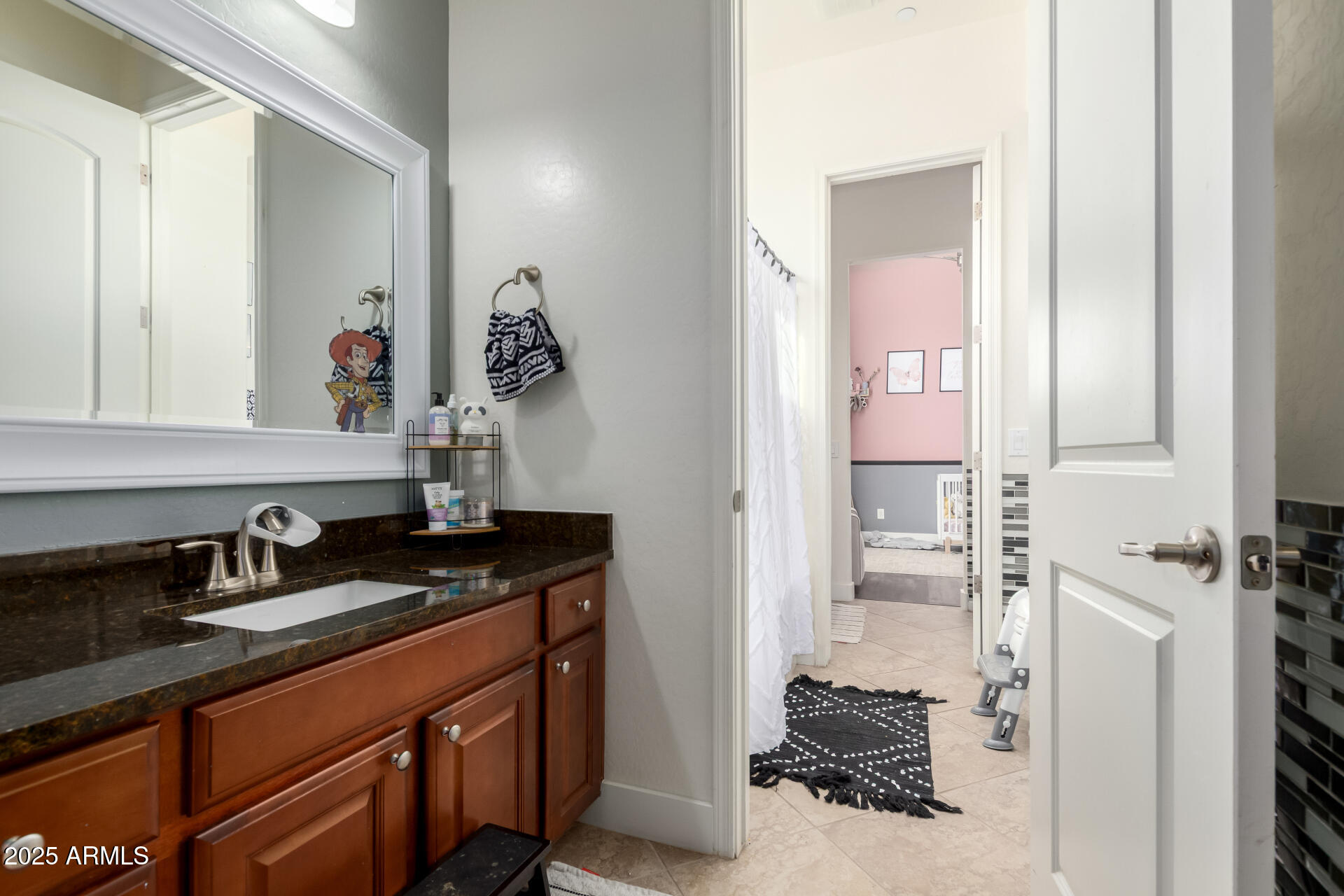 9156 West Bajada Road Peoria, AZ 85383 - Photo 33 of 88 46 Bajada