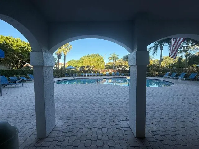 $209,000 | 5414 Venetia Court, Unit H, Boynton Beach, FL 33437
