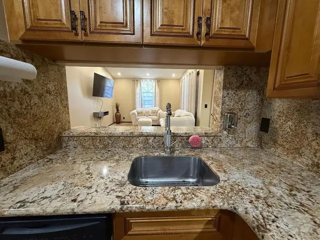 $209,000 | 5414 Venetia Court, Unit H, Boynton Beach, FL 33437