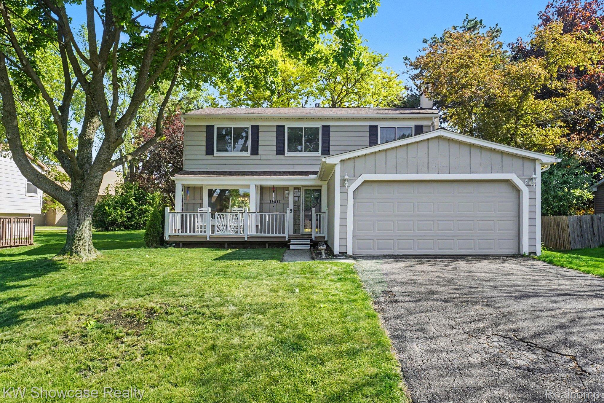 40652 Village Wood Road Novi, MI 48375 - Photo 2 of 37 003__dsc4006_761.jpg