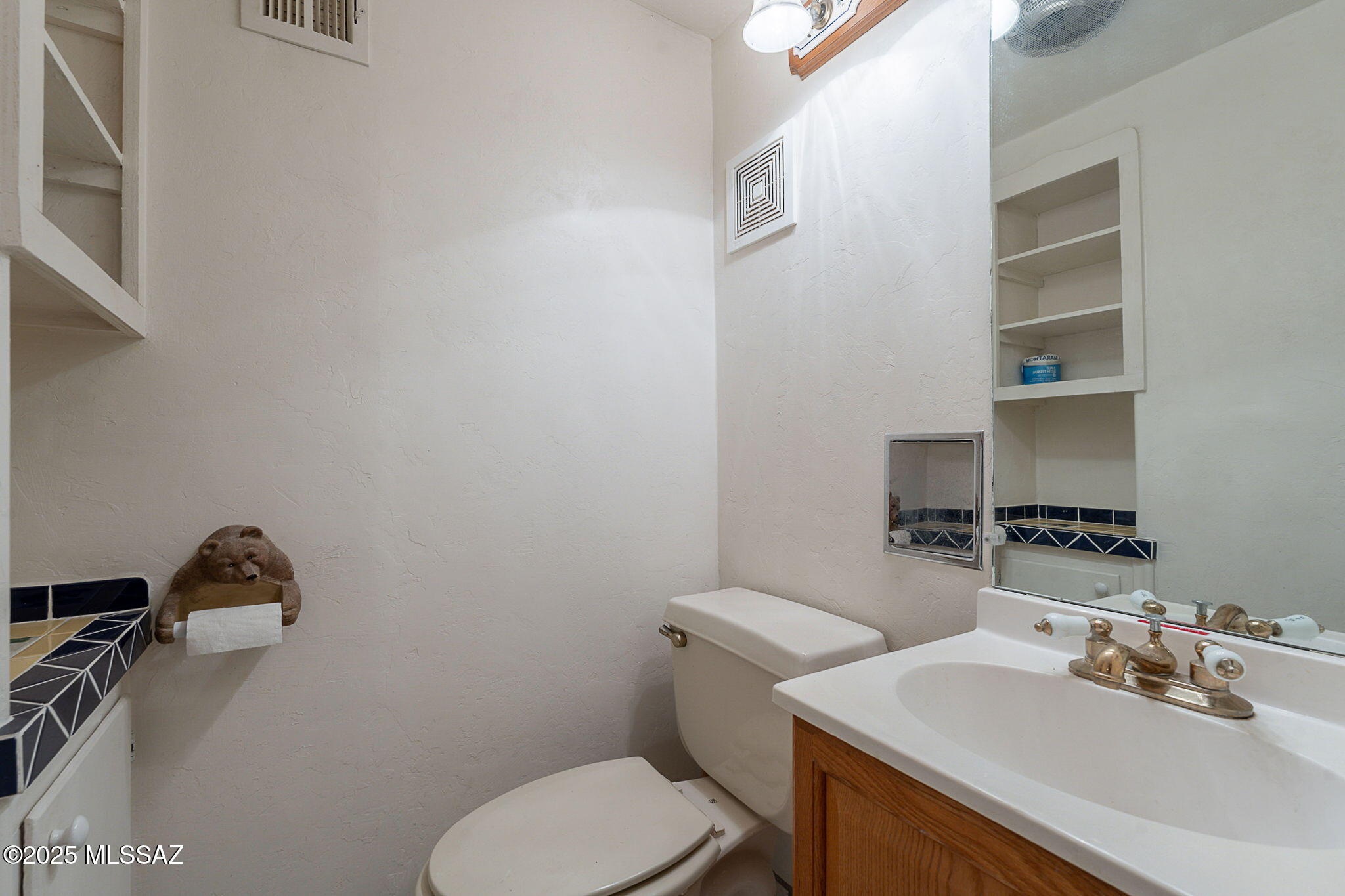 9865 North Willow Loop Tucson, AZ 85739 - Photo 36 of 50 Three quarter bath downstairs