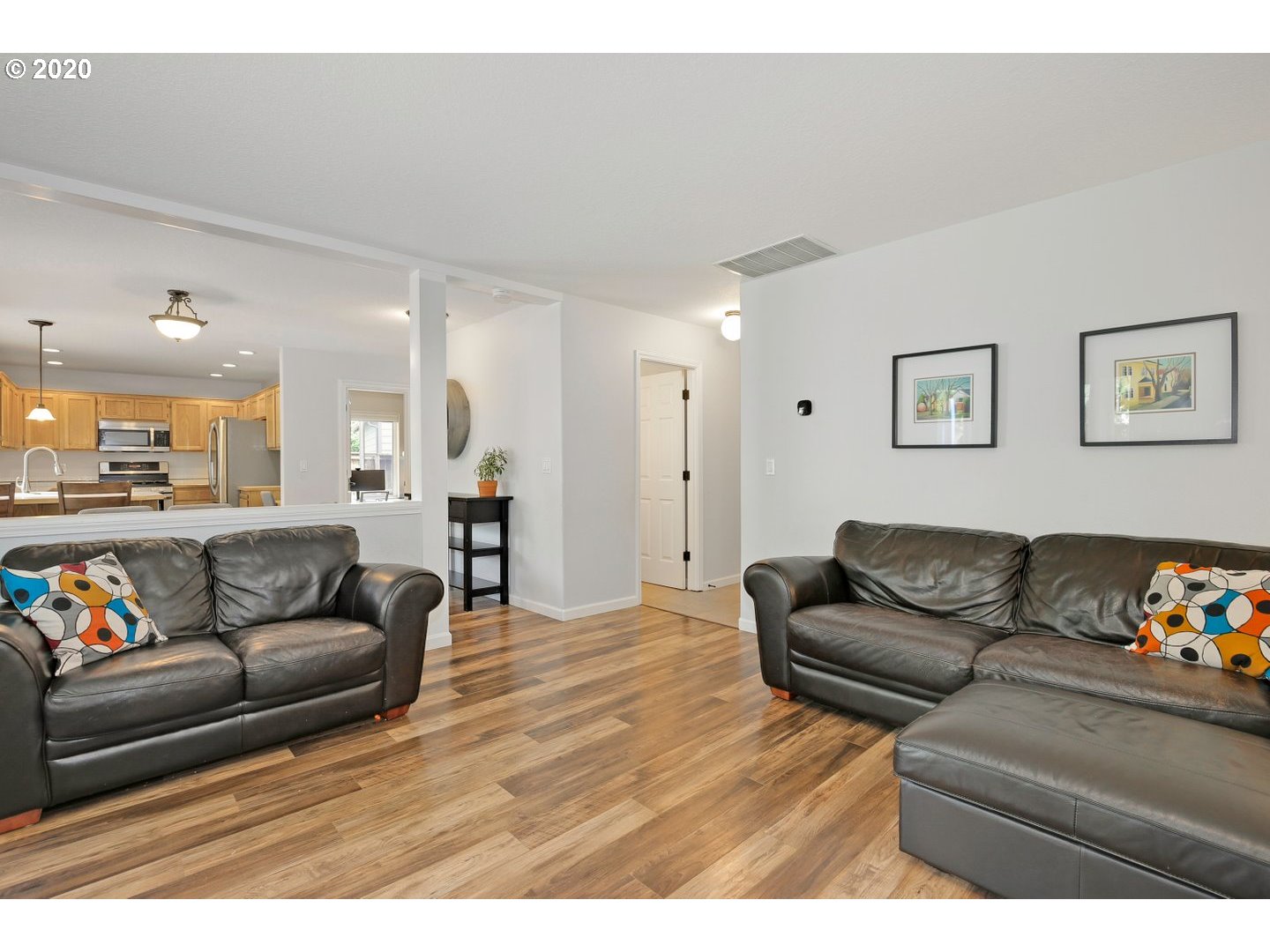9333 Southwest Fast Place Portland, OR 97223 - Photo 10 of 32 Gallery Image 10