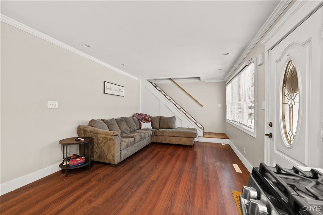 431 Van Rensselaer Road Utica, NY 13502 - Photo 13 of 25