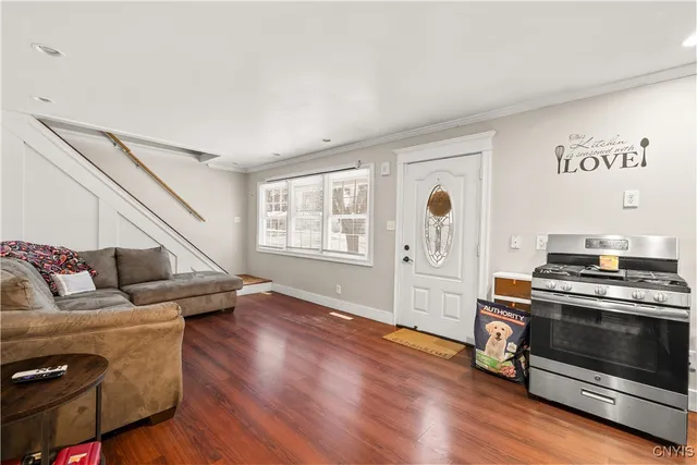 $209,900 | 431 Van Rensselaer Road, Utica, NY 13502