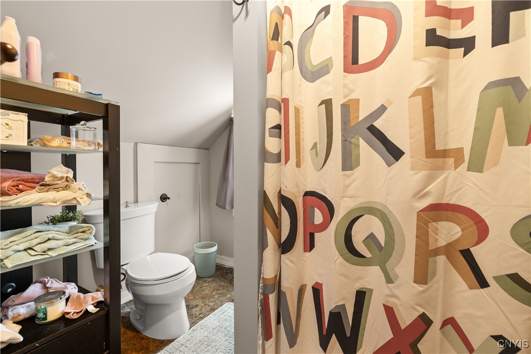 431 Van Rensselaer Road Utica, NY 13502 - Photo 19 of 25