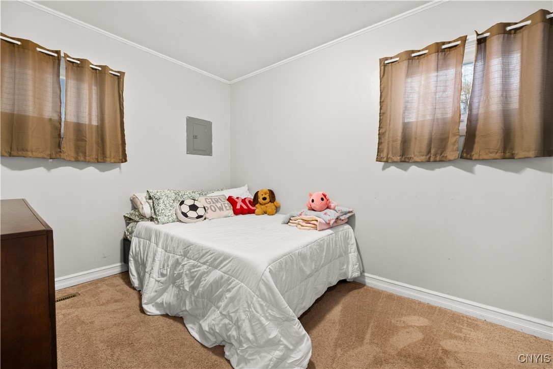 431 Van Rensselaer Road Utica, NY 13502 - Photo 8 of 25