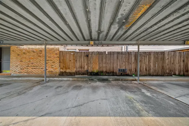 $1,500 | 6111 Beverly Hill Street, Unit 28, Houston, TX 77057