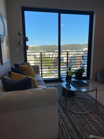 $5,200 | 3945 Judah Street, Unit 504, San Francisco, CA 94122