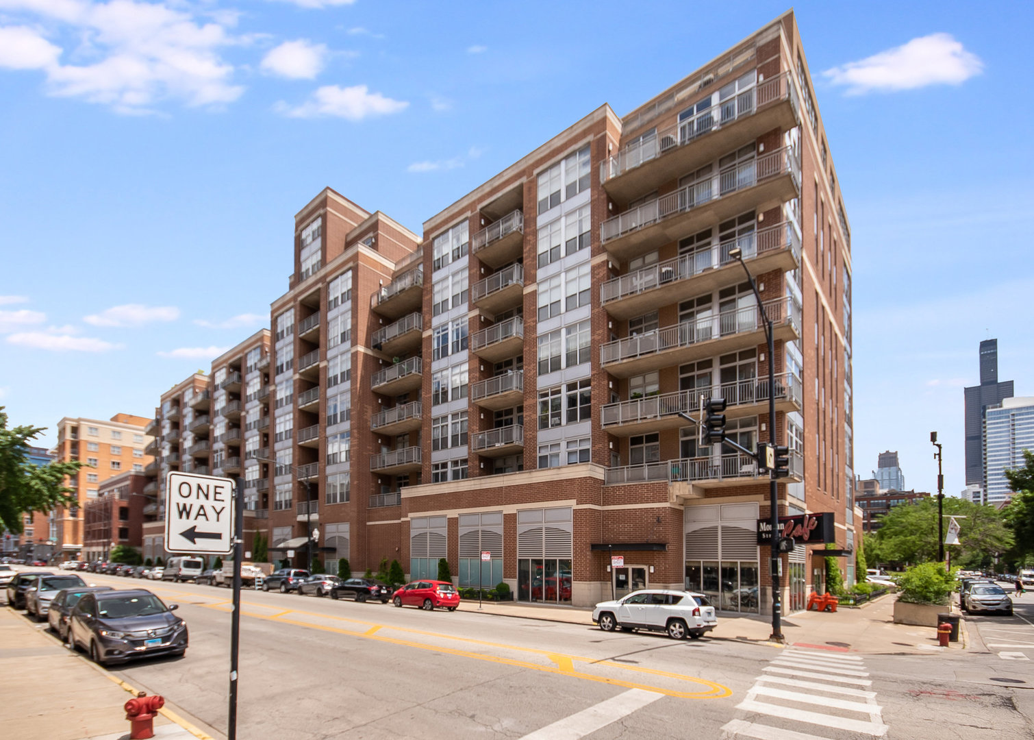111 South Morgan Street, Unit 416 Chicago, IL 60607 - Photo 1 of 15 a building view