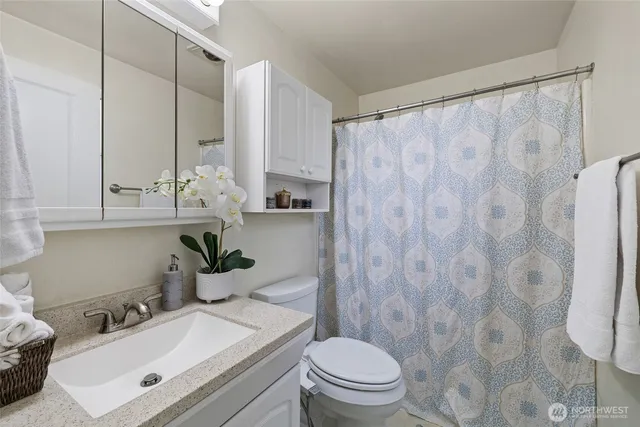 $759,950 | 4105 Lincoln Way, Lynnwood, WA 98087