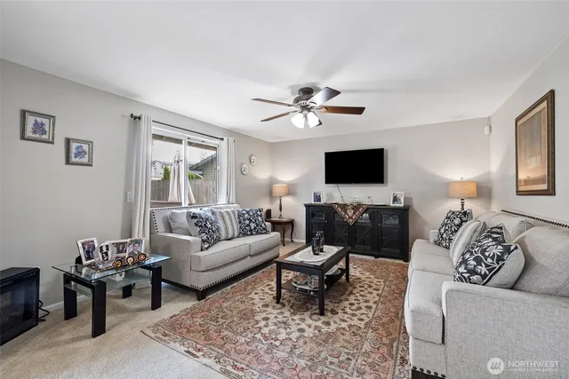 $759,950 | 4105 Lincoln Way, Lynnwood, WA 98087