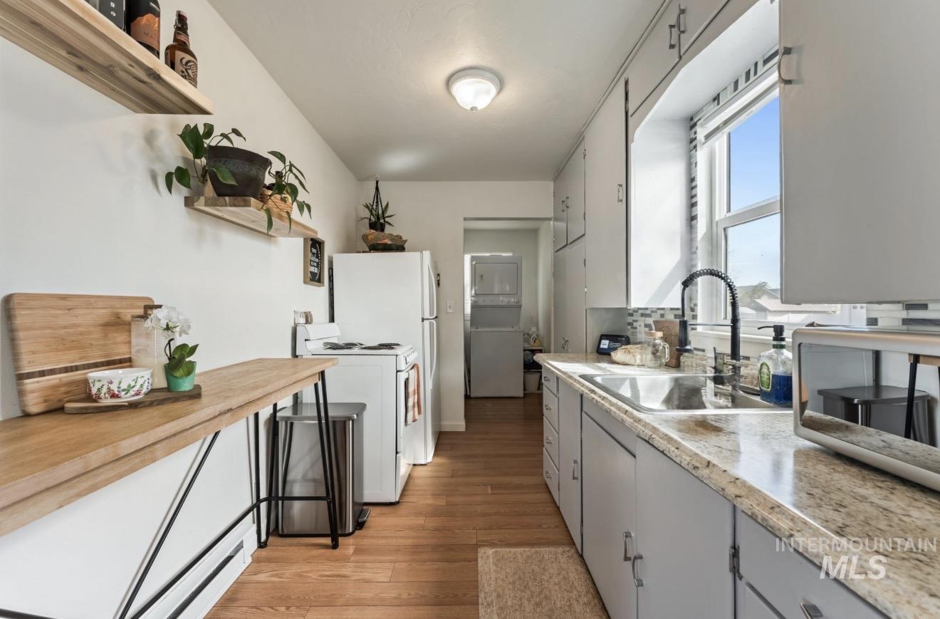 202 6th Street Filer, ID 83328 - Photo 12 of 29