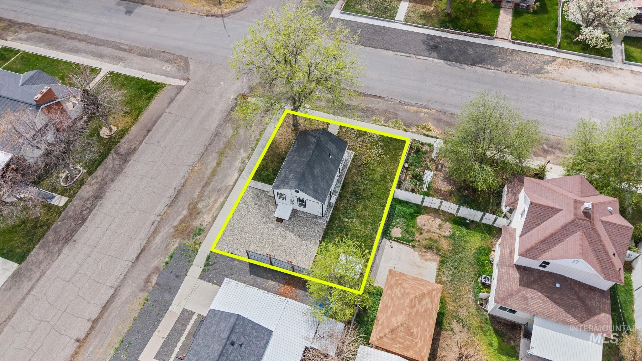 202 6th Street Filer, ID 83328 - Photo 23 of 29