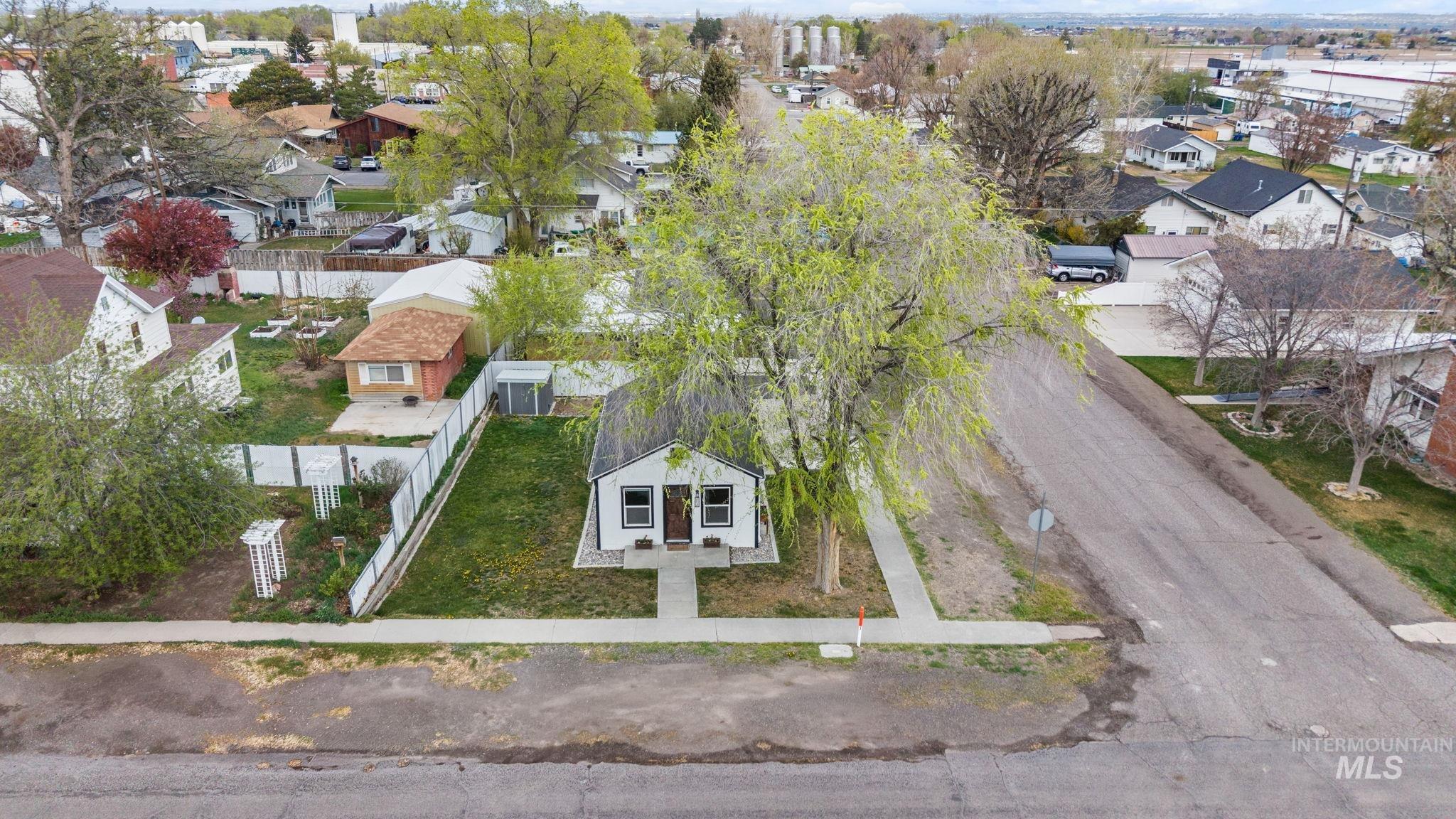 202 6th Street Filer, ID 83328 - Photo 26 of 29