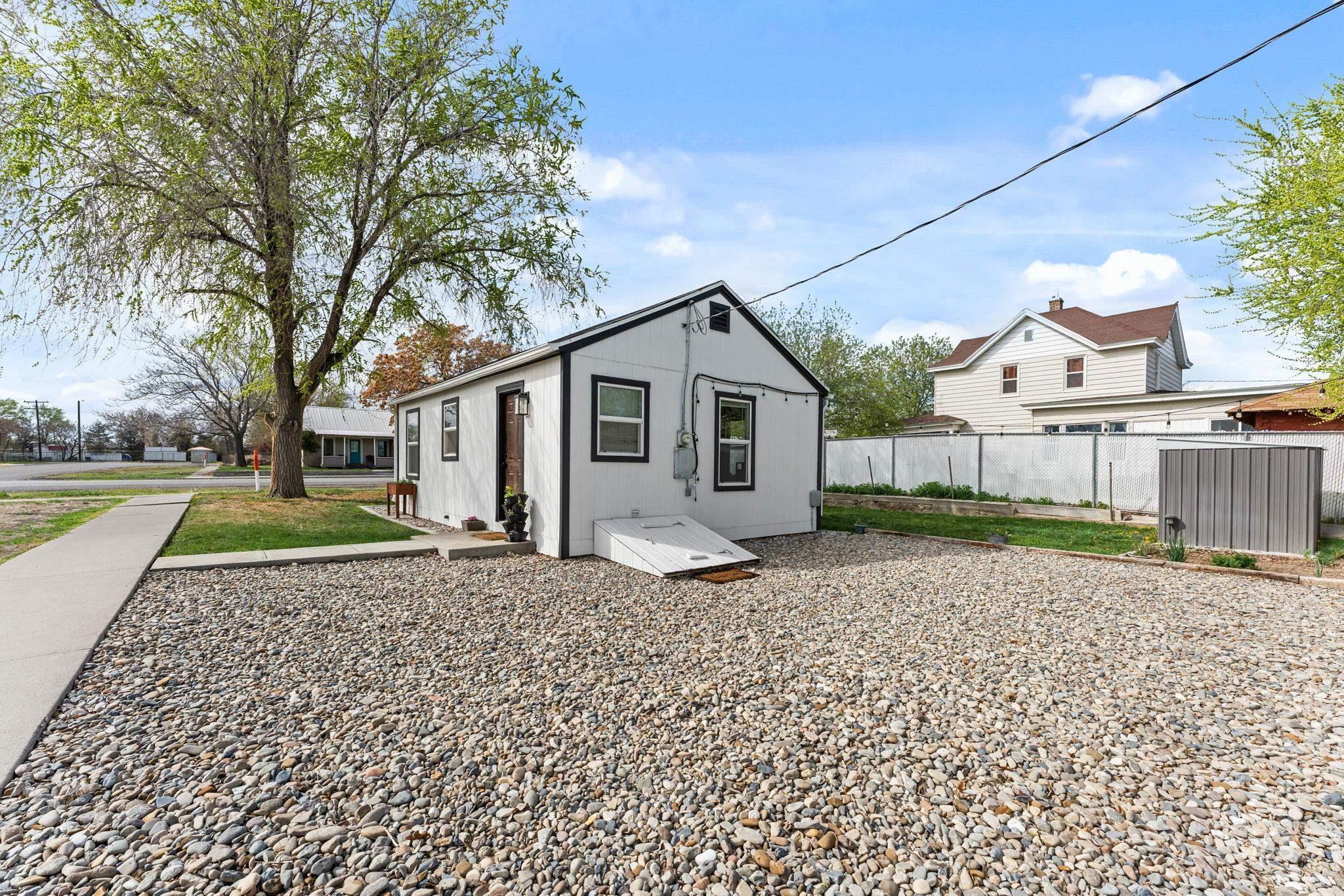 202 6th Street Filer, ID 83328 - Photo 4 of 29