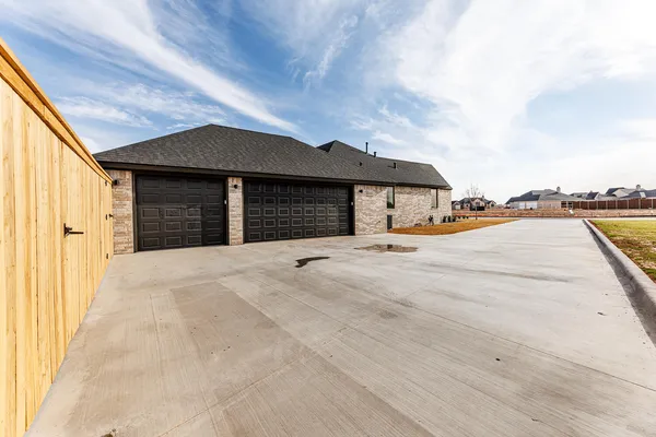 $699,900 | 15005 Canton Avenue, Lubbock, TX 79423