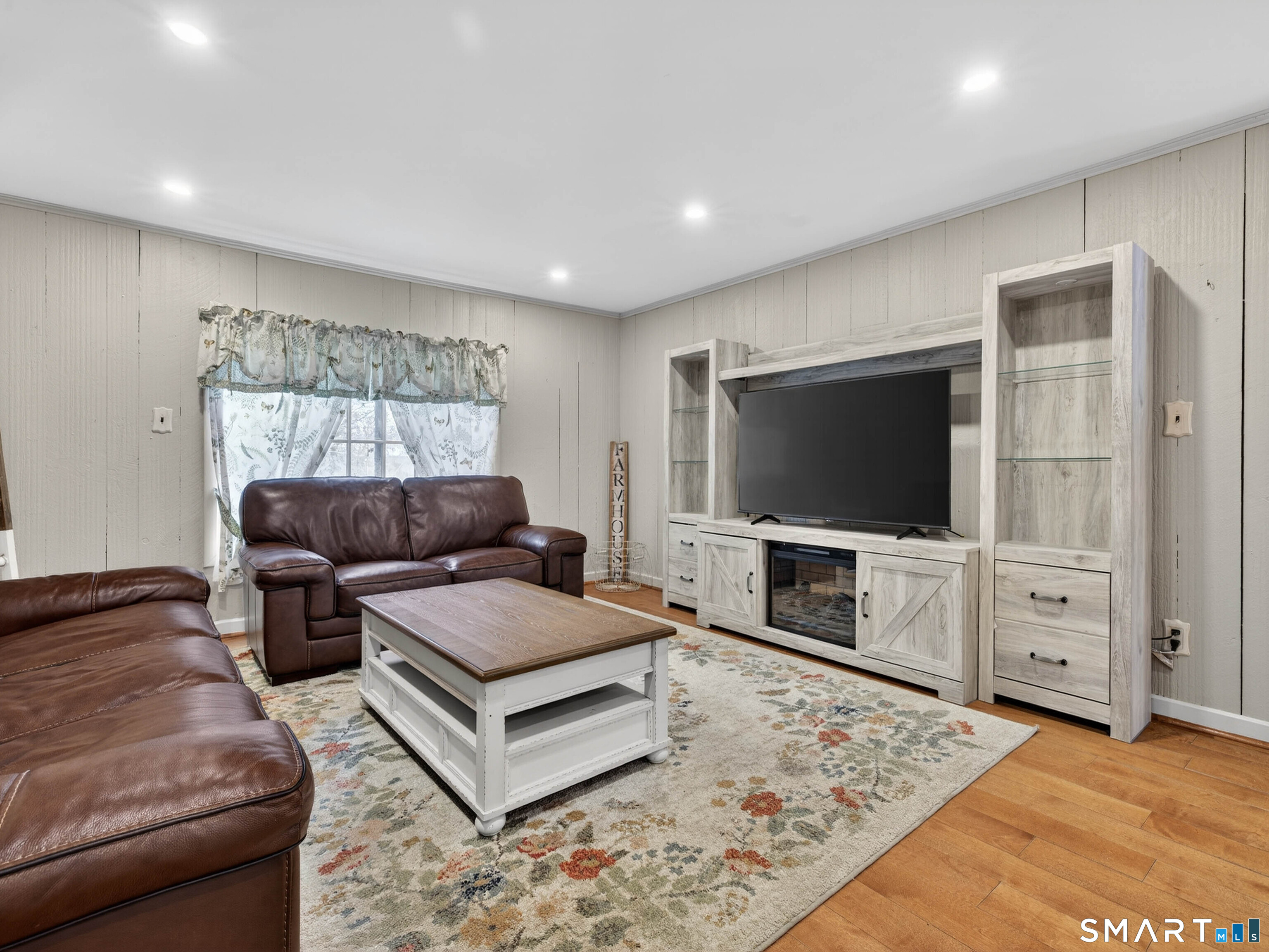 375 Old Jewett City Road Preston, CT 06365 - Photo 13 of 43