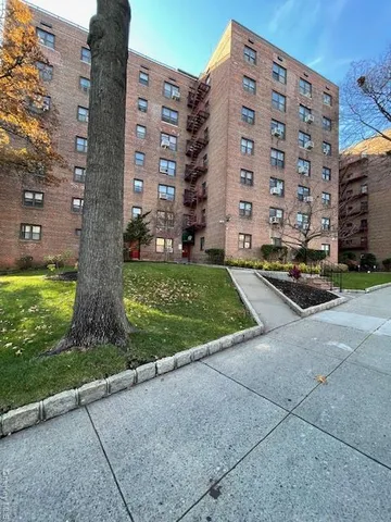 $235,000 | 87-30 204th Street, Unit A54 | Holliswood