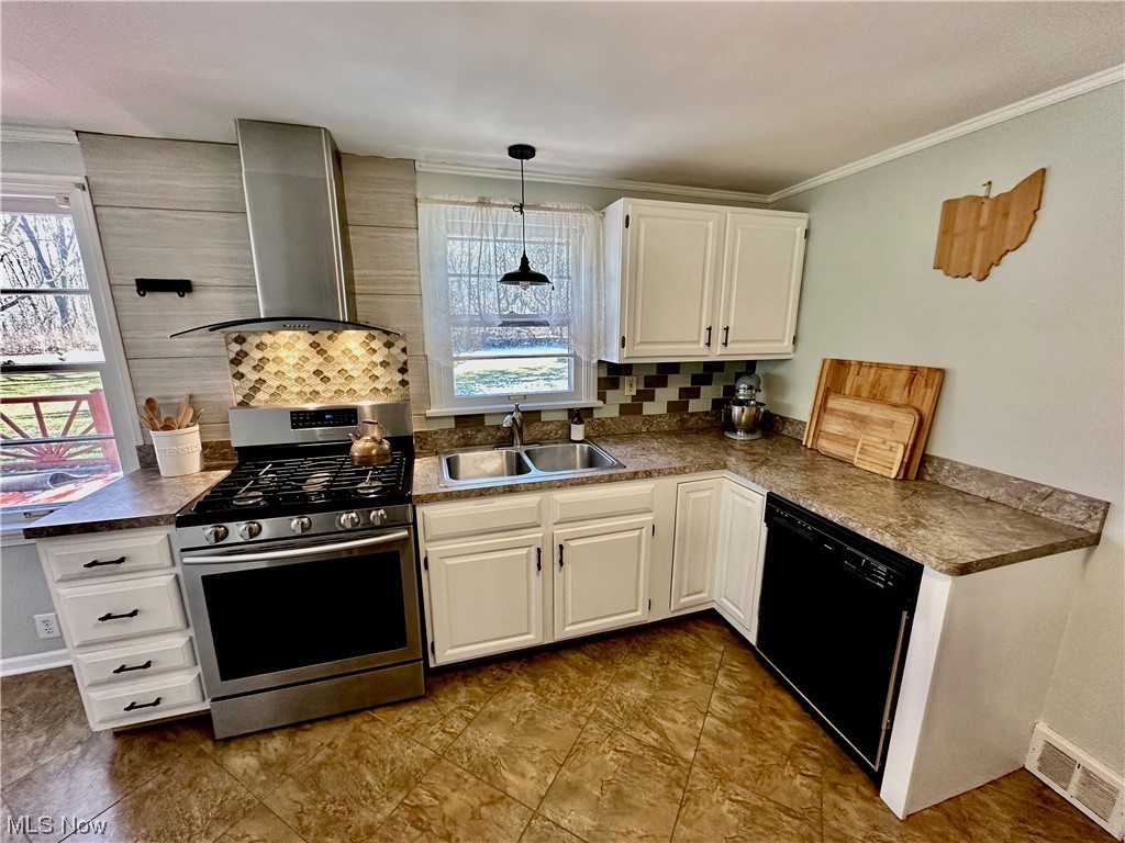7687 Garfield Road Mentor, OH 44060 - Photo 8 of 28 Gallery Image 8