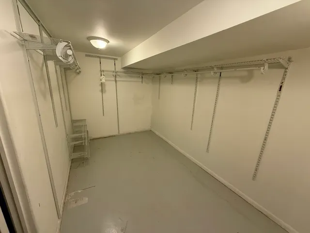 a view of a pathway with a house