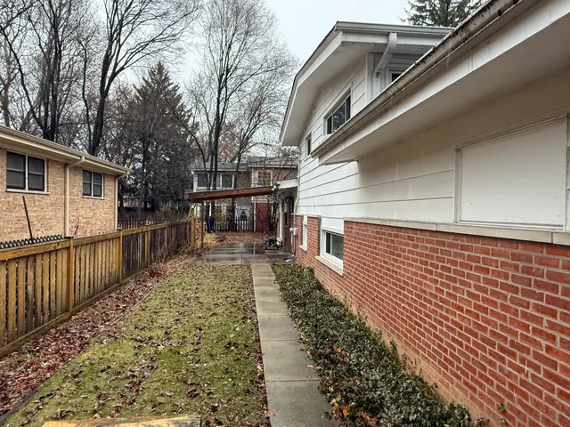 $619,900 | 9200 Avers Avenue, Evanston, IL 60203