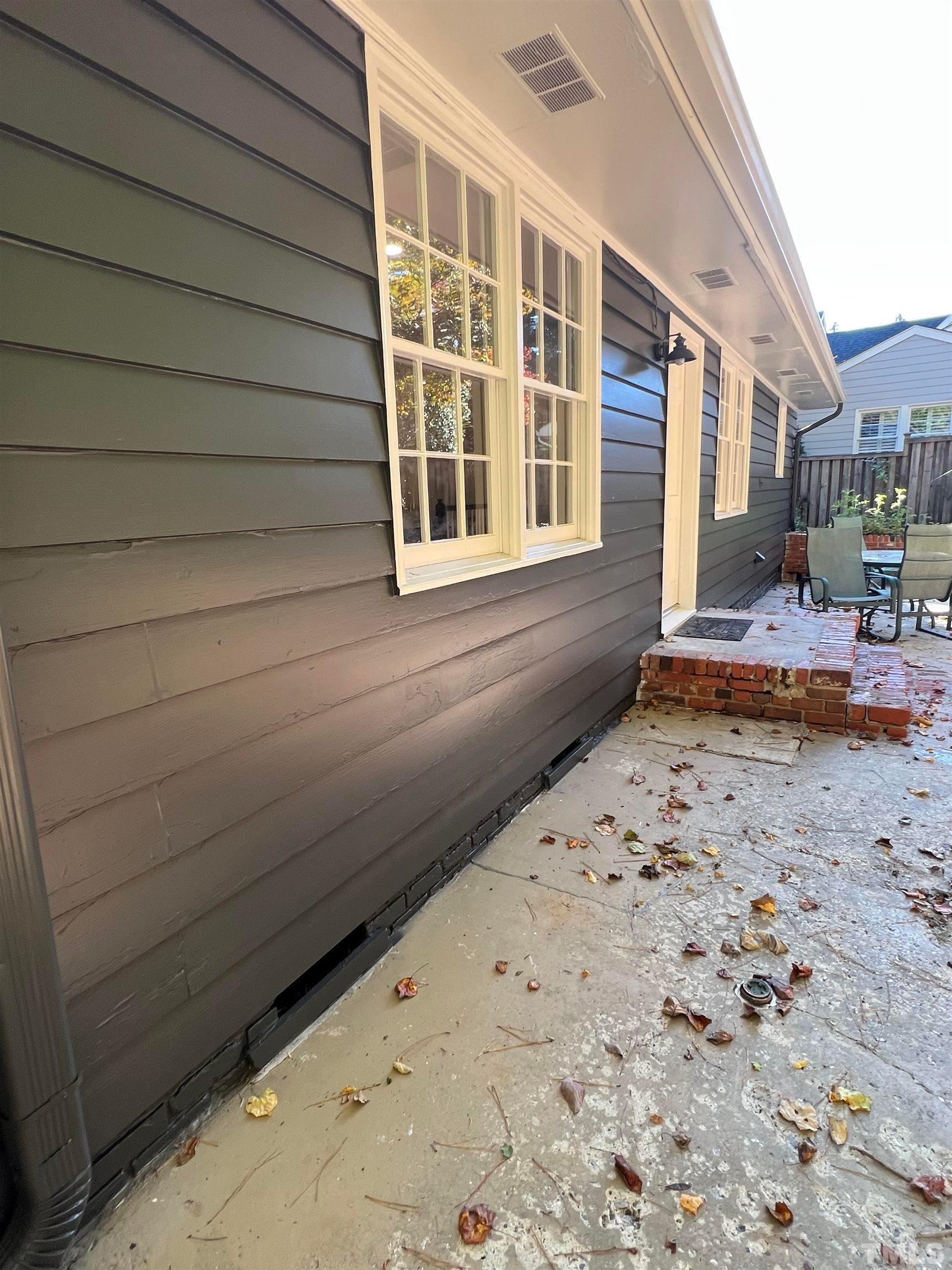 913 Brookwood Drive Raleigh, NC 27607 - Photo 10 of 23