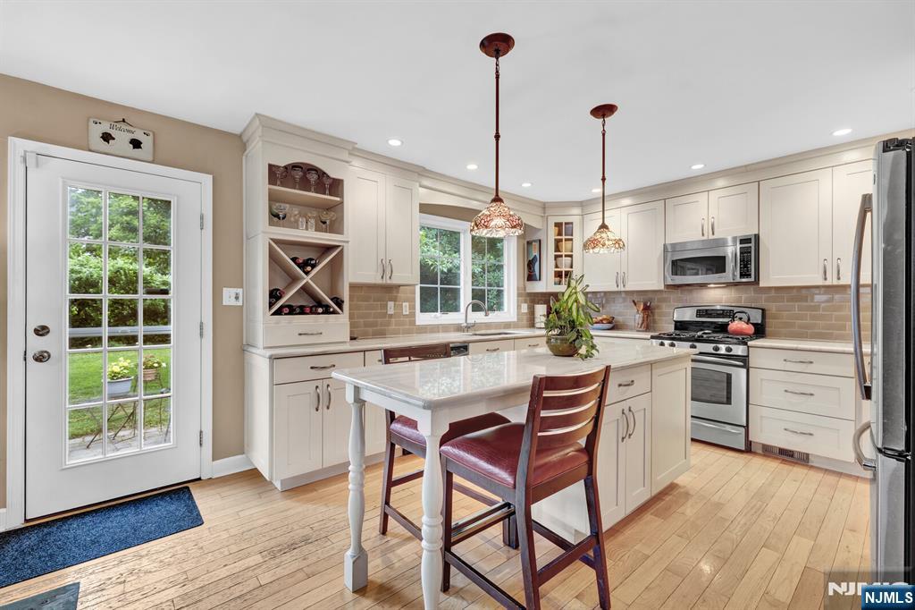 98 Maple Street Rutherford, NJ 07070 - Photo 17 of 50