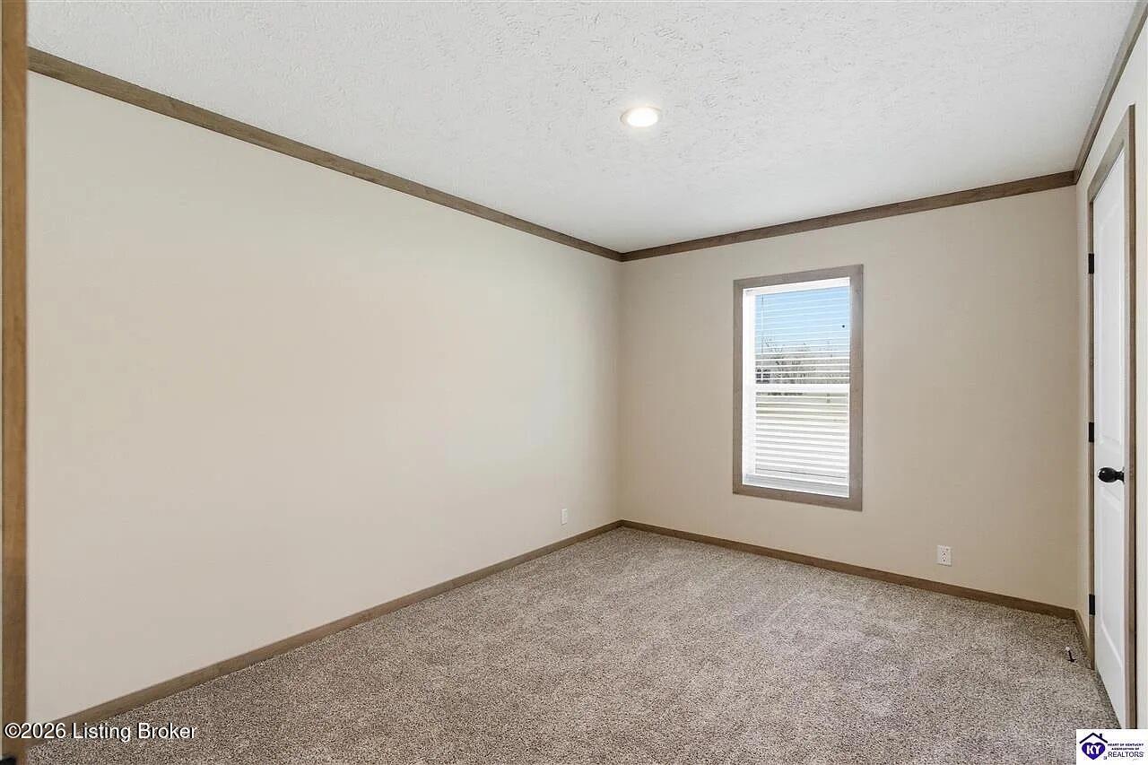 4368 Woodland Road Vine Grove, KY 40175 - Photo 16 of 32 9a83df1d6131a47210c1d557690b8f36-uncropp