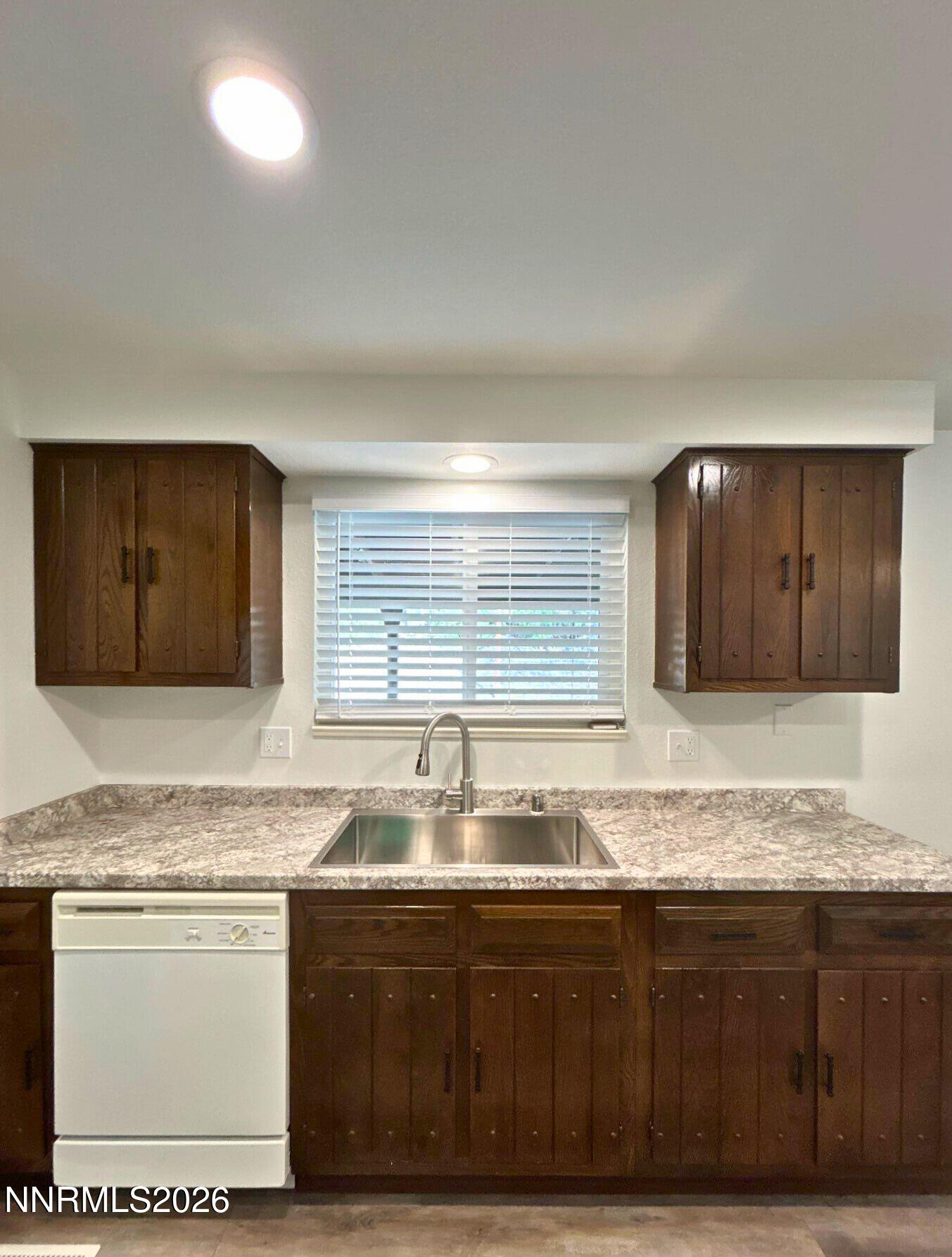 1530 Severn Drive Reno, NV 89503 - Photo 7 of 21 4b633321-002a-422e-855c-46d9bfd1c631