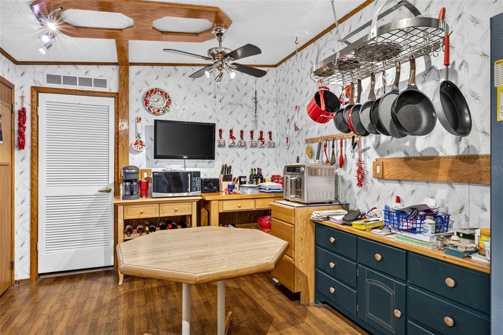 16435 Sweetwater Road Dade City, FL 33523 - Photo 14 of 66