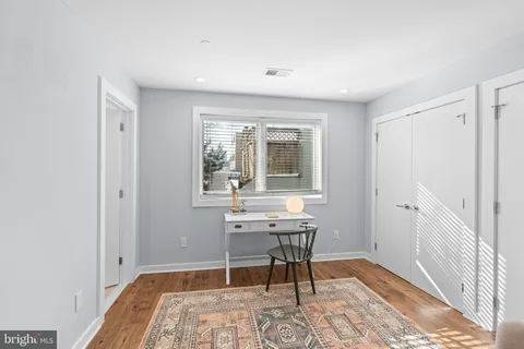 $1,200,000 | 869 Corinthian Avenue, Unit 3, Philadelphia, PA 19130