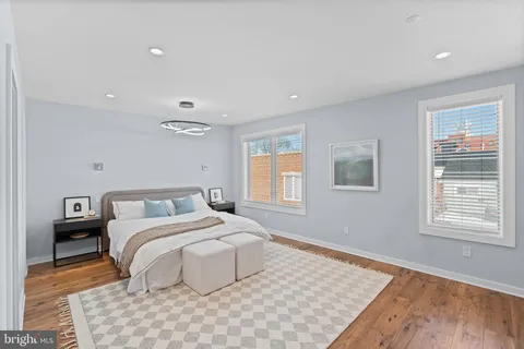 $1,200,000 | 869 Corinthian Avenue, Unit 3, Philadelphia, PA 19130