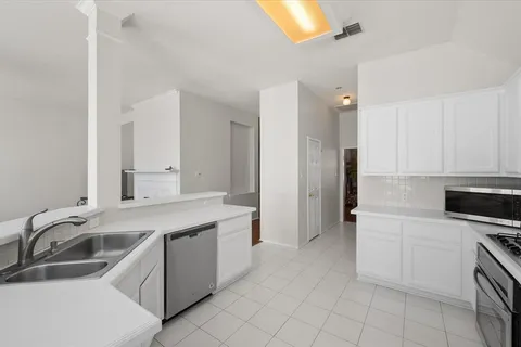 $315,000 | 6604 High Brook Drive, Fort Worth, TX 76132