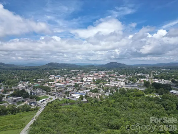 $385,000 | 538 North Main Street, Unit 305 308, Hendersonville, NC 28792