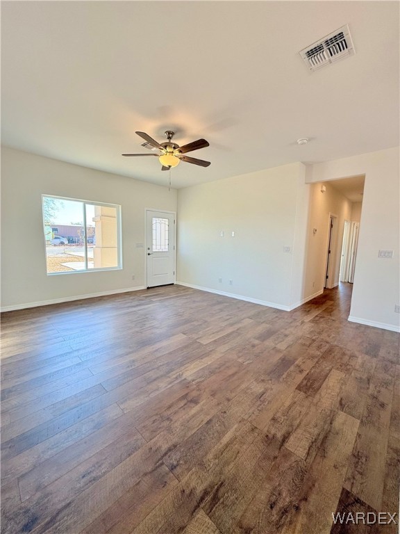 1671 Emerald Road Bullhead City, AZ 86442 - Photo 8 of 39 Living Room