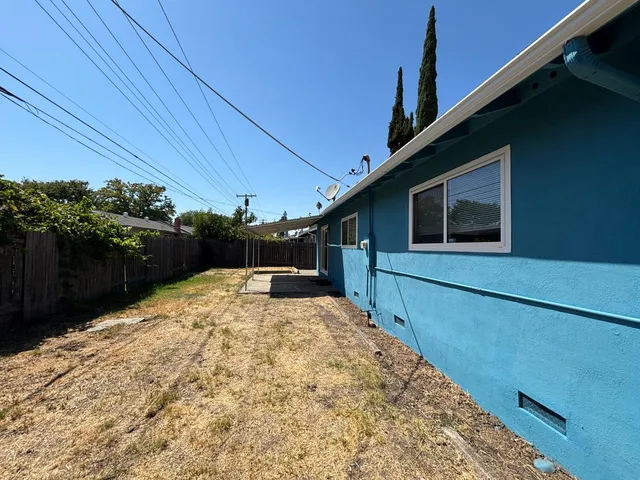 $399,999 | 2154 63rd Avenue, Sacramento, CA 95822