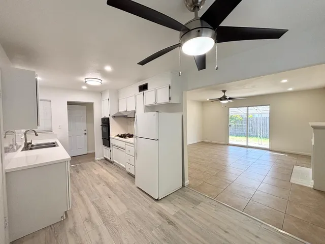 $399,999 | 2154 63rd Avenue, Sacramento, CA 95822