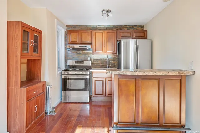 $4,200,000 | 565 Union Street, Unit 1 | Gowanus