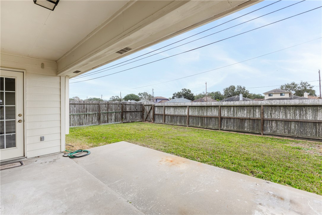 7306 Sun Valley Drive Corpus Christi, TX 78413 - Photo 32 of 40 a view of a backyard with green space