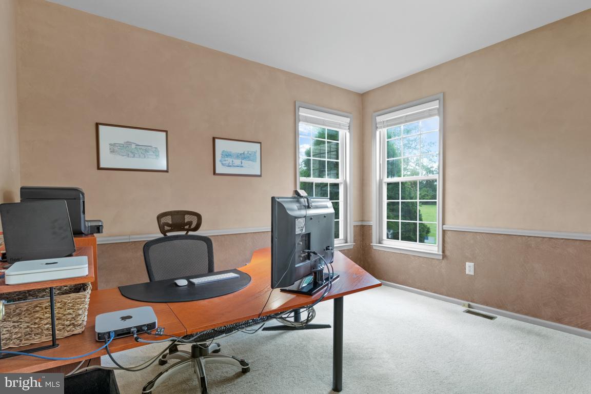 2018 Bustard Road Lansdale, PA 19446 - Photo 18 of 36 Office